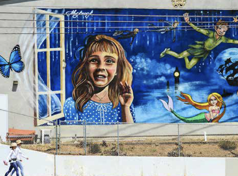 Theatre Palisades Unveils Mural in Honor of Molly Steinsapir